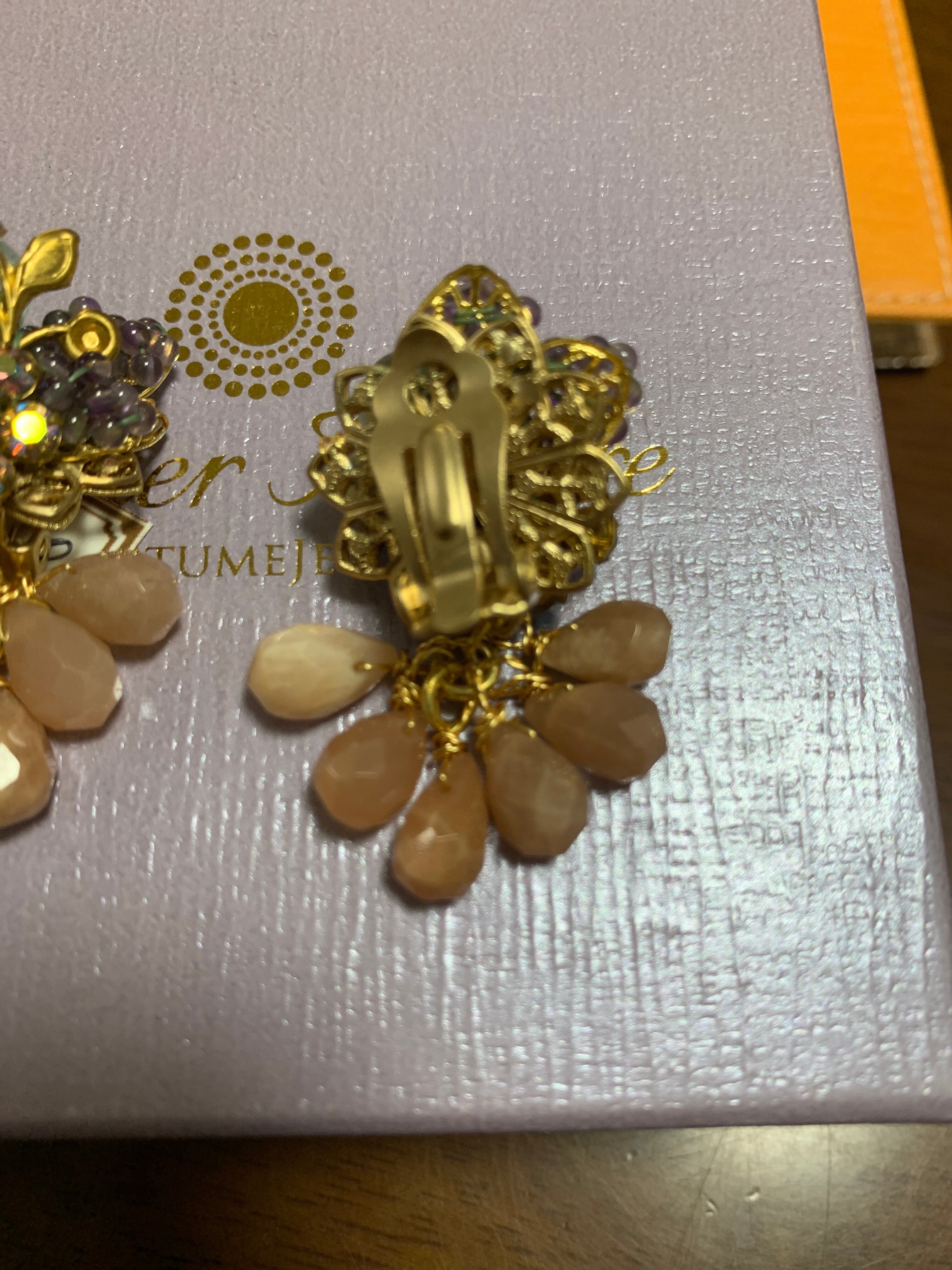 天然石のイヤリング