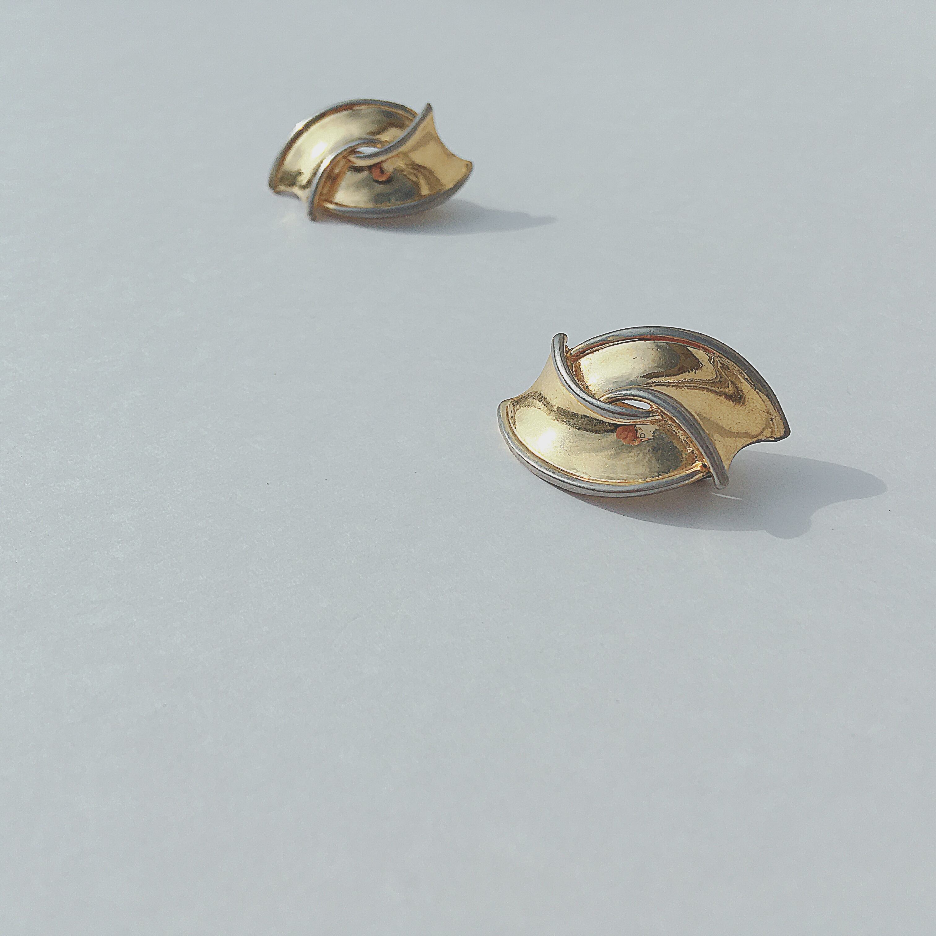Vintage Yves Saint Laurent gold tone earrings ヴィンテージ イヴ