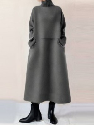 920281 ハイネックニットロングワンピース