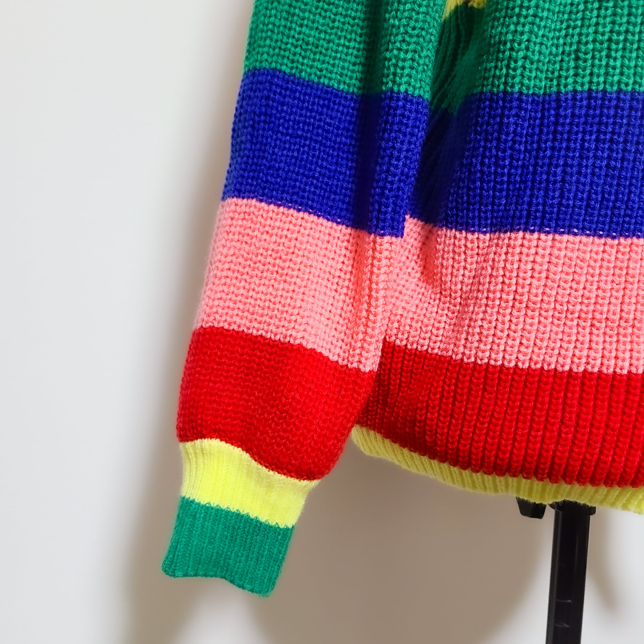 カラフルニットタートル ニットセーター レインボー カラフル ハッピー