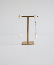 パールロングピアスM/024033