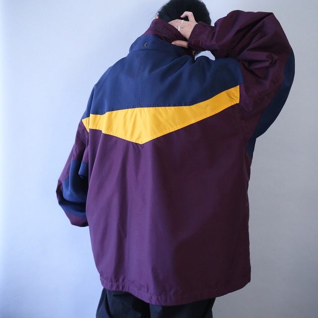 "Columbia" 薩摩芋 good color over silhouette mountain jacket