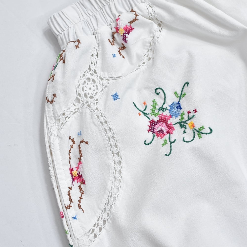 Remakeリメイク 再構築 フラワー & レース 刺繍 デザイン ルーズ