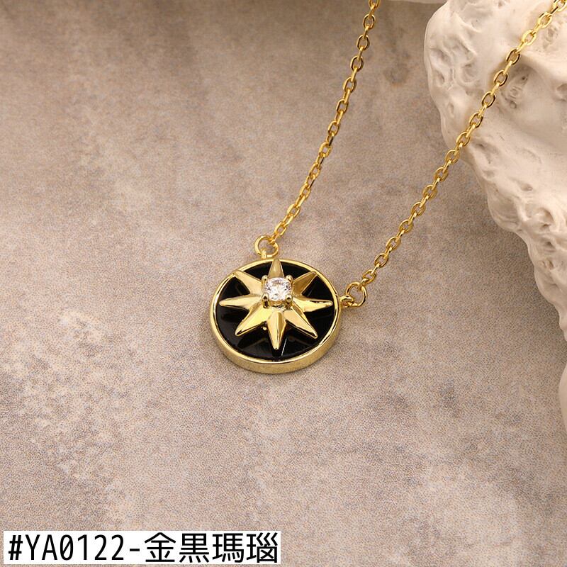 遺品整理品‥イアリング、ペンダント他ディオールネックレス