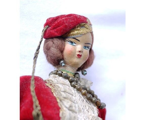 民族衣装人形 ポーズ人形 ロシア東欧