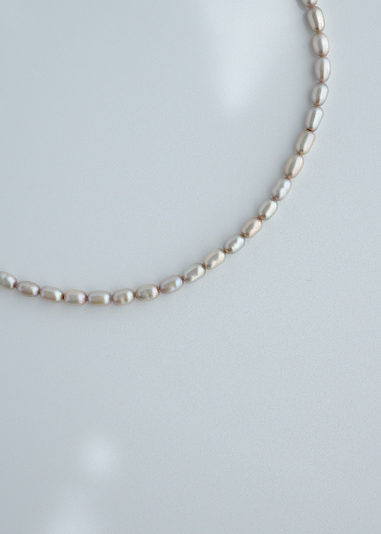 Greige Glow -グレージュグロウ- Pearl Necklace