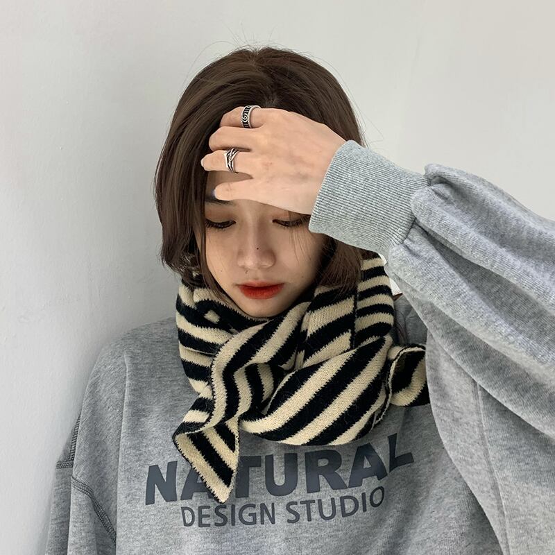 オータムウィンターストライプスカーフ レディースニット 大人ガーリー スウィート キュート カジュアル 秋物 冬物 ブラック・アイド・ピーズ39672485963