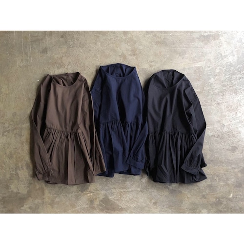 maison de soil(メゾンドソイル)  ORGANIC POPLIN GATHERED SHIRT PULLOVER