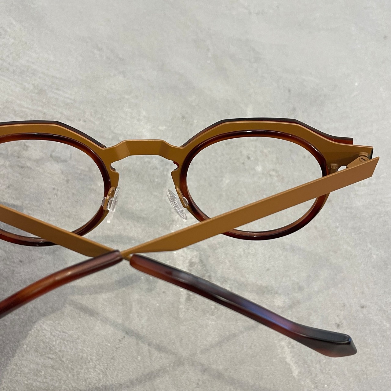 ORSON 　color：25C53 - 3