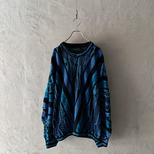 -TUNDRA- crazy pattern cotton 3D knit sweater
