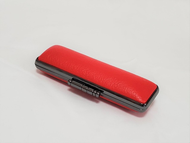 女性用銀行印　12ミリ丸　高級印材の黒水牛(芯持ち)＋ソフト牛革ケース(赤)＋書体