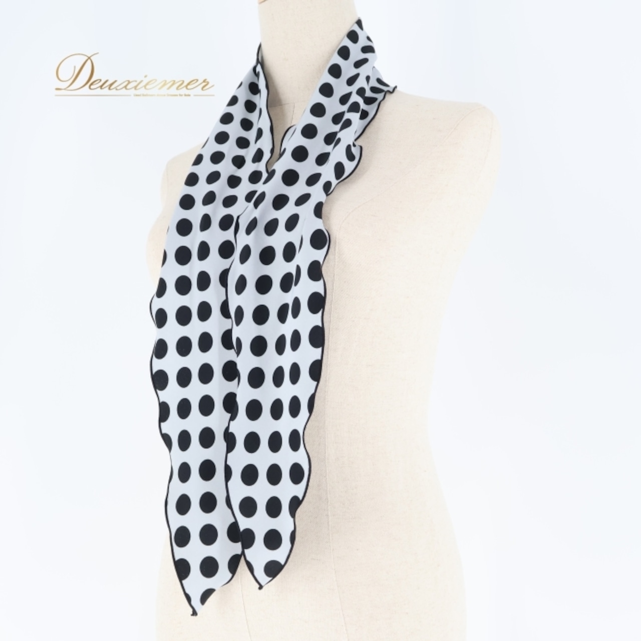 フラメンコ 衣装 2点 セット まとめ売り トップス ブラウス ボウタイ 水玉 ドット レッスン 練習着 発表会 小物 飾り 装飾 伸縮 フリル 軽い ダンス ブラック系 ホワイト系 Mサイズ ストレッチ 可愛い おしゃれ ステージ衣装