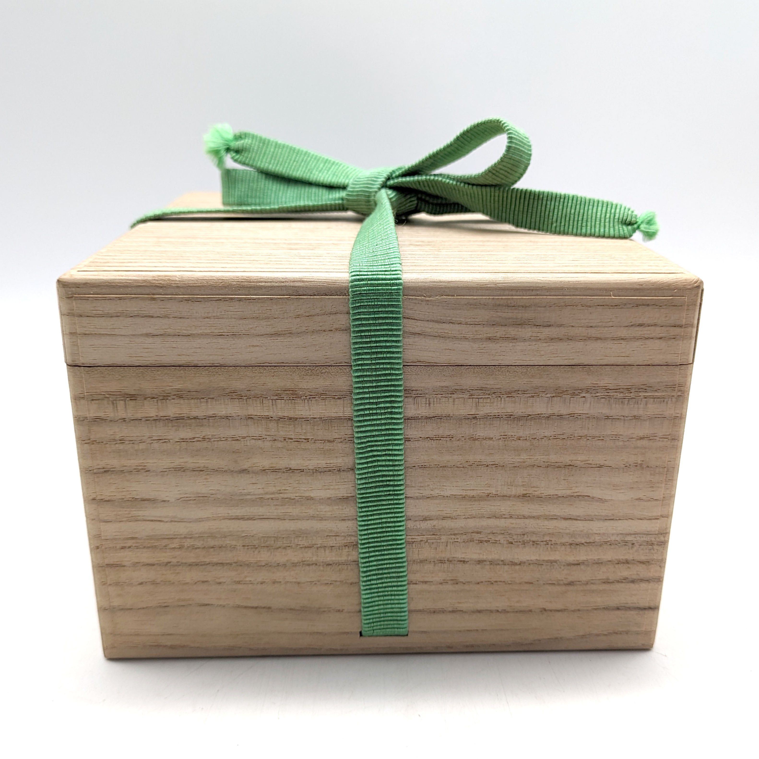 送料込【逢絢亭・新品】茶道具 茶碗 平茶碗 楽焼 赤楽 松楽窯