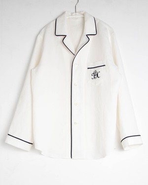 メンズ・ リネン100% のオフホワイト椿オイル加工のパジャマ（上下）パイピング濃紺