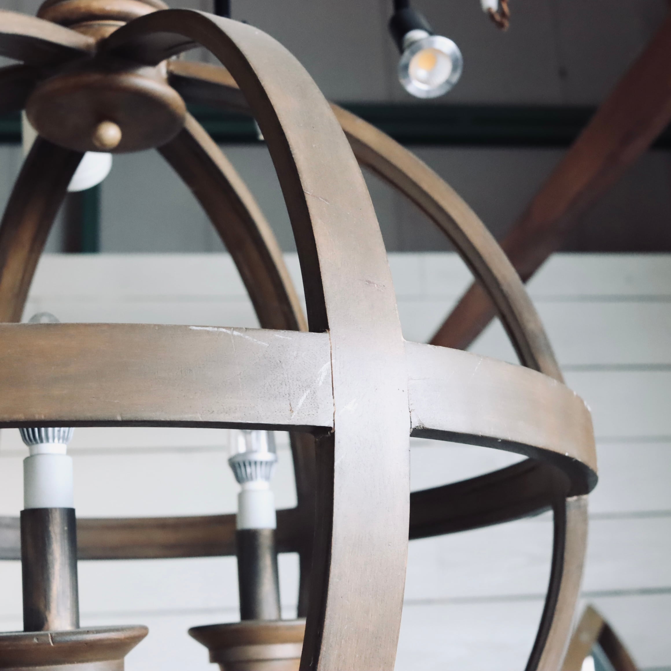 AXEL ORB CHANDELIER / CURREY & COMPANY | clapp vintage 寒川倉庫店