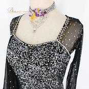 社交ダンス 衣装 スタンダード ドレス ワンピース パーティドレス レディース Sekine ブラック系 シルバー系 黒 長袖 レース チョーカー 華やか スパンコール ラインストーン キラキラ フォーマル 発表会 競技用 演奏会 社交ダンスドレス ラテン 混合 フレアスカート ティアード風 ロング丈 伸縮素材 Lサイズ 11号 ポリエステル ポリウレタン 光沢 ブラックシルバー系 シック エレガント 大人可愛い 9号トルソー参考 素敵 上品