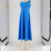 フラダンス 衣装 ワンピース ドレス ブルー系 ノースリーブ ワンカラー シンプル 無地 かわいい 光沢感 上品 華やか 鮮やか 明るい ひらひら ハワイアン アロハ フラ ダンス レッスン 練習 青 水色 シンプルデザイン おしゃれ 軽やか