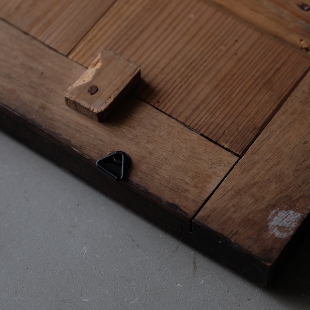 Wall hanging object