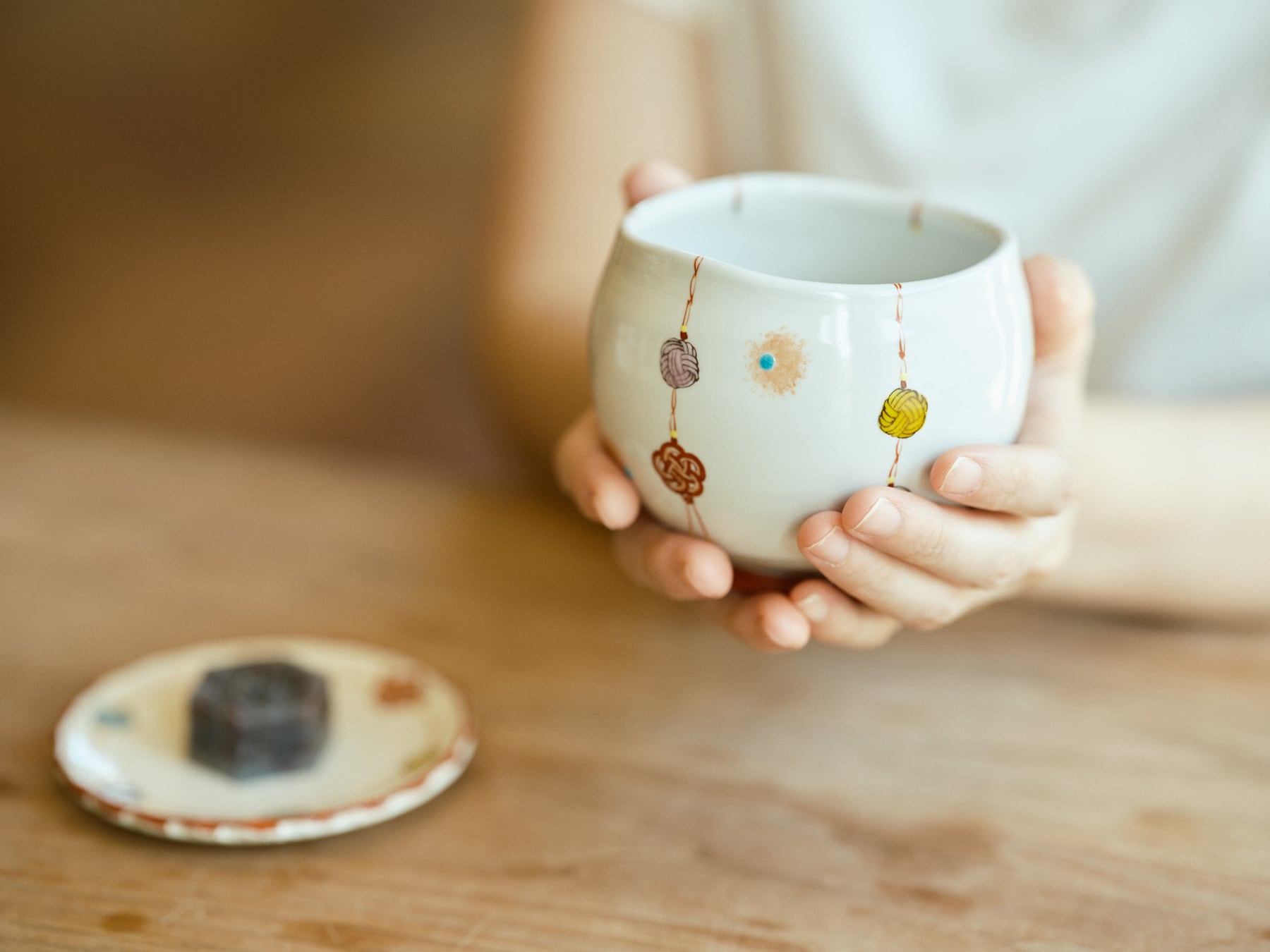 いっぷく碗 水引-結-赤 | 虚空蔵窯｜石川県能美市の九谷焼の窯元