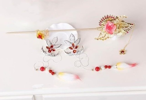 D317 マギ MAGI 練紅玉 れん こうぎょく 風 コスプレ道具 豪華かんざし+髪飾り COSPLAY　コスプレ道具　　イベント　ハロウィン