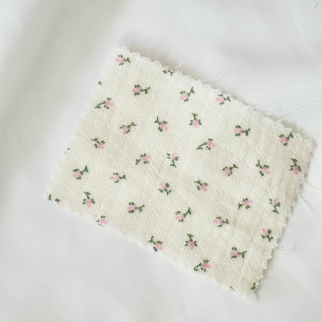 花柄 もくもくスタイ￤韓国生地 お取り寄せ)小花柄ダブルガーゼ韓国生地、犬服 ベビー服 スタイ