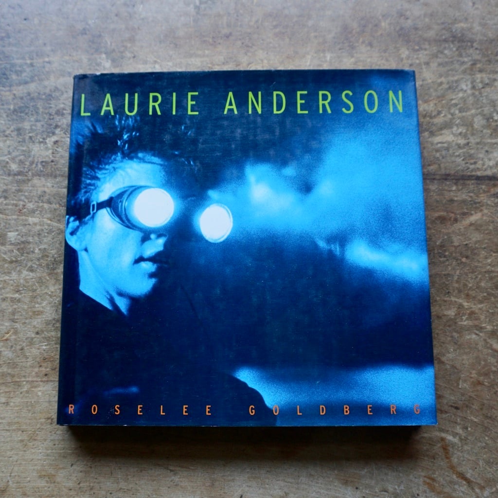 【絶版洋古書 】ローリー・アンダーソン Laurie Anderson abrams 2000   　[310194808]