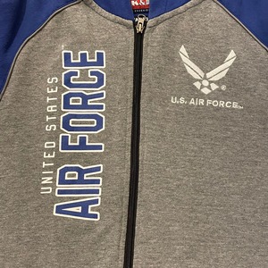 【US Services】US AIR FORCE フルジップ ジップアップ パーカー 刺繍ロゴ ワンポイント バックプリント L アメリカ古着