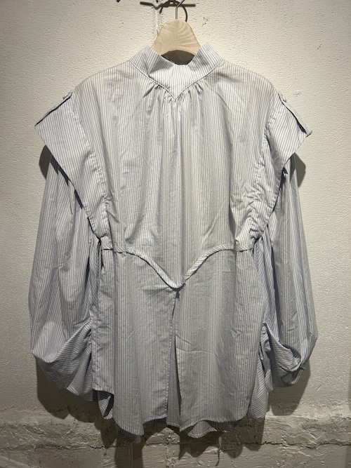 DECOdepuis1985  high neck tuck shirts