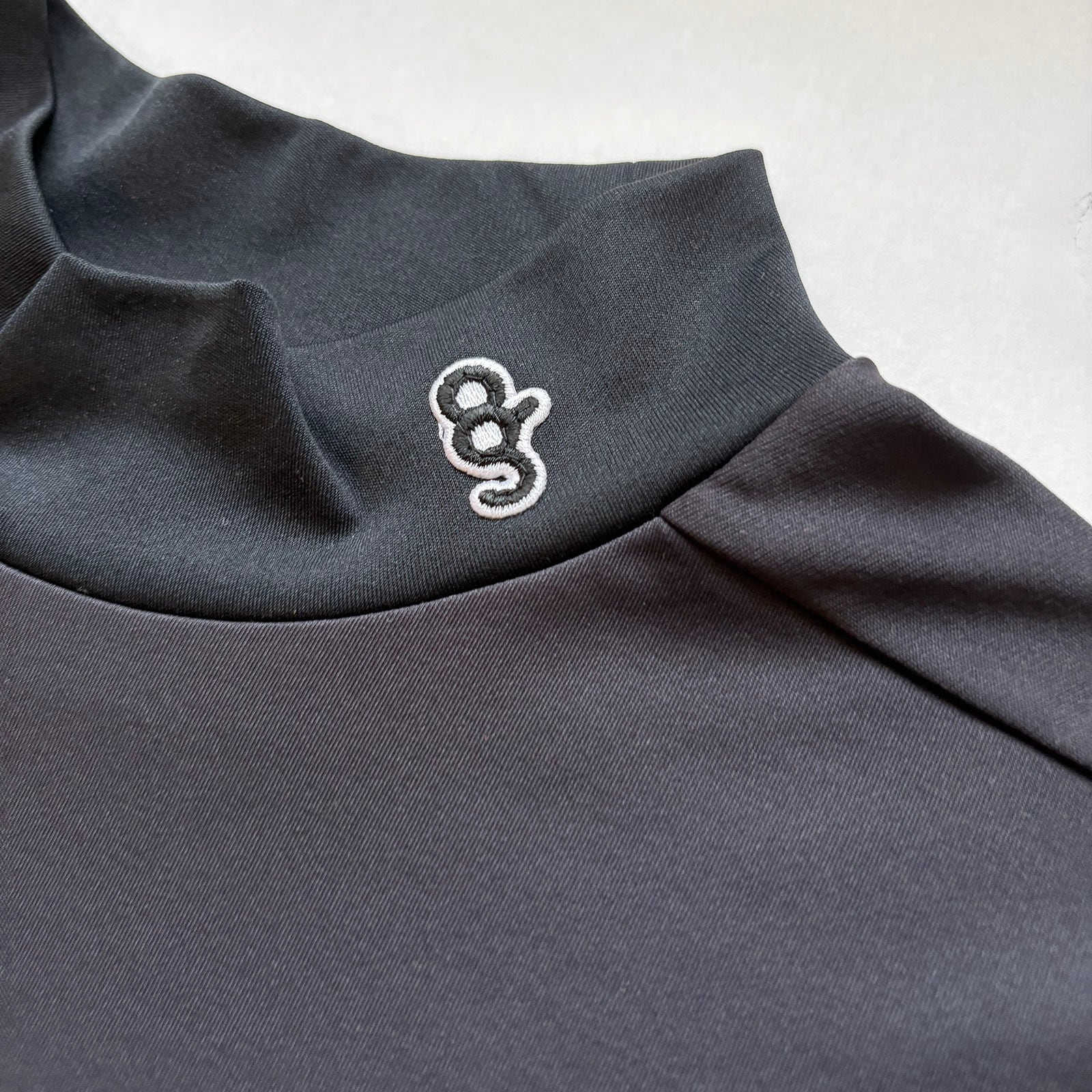 LOGO PRINT MOCK NECK SHIRT - CHARCOAL / BLACK - | 8G SHOOT WEBSTORE