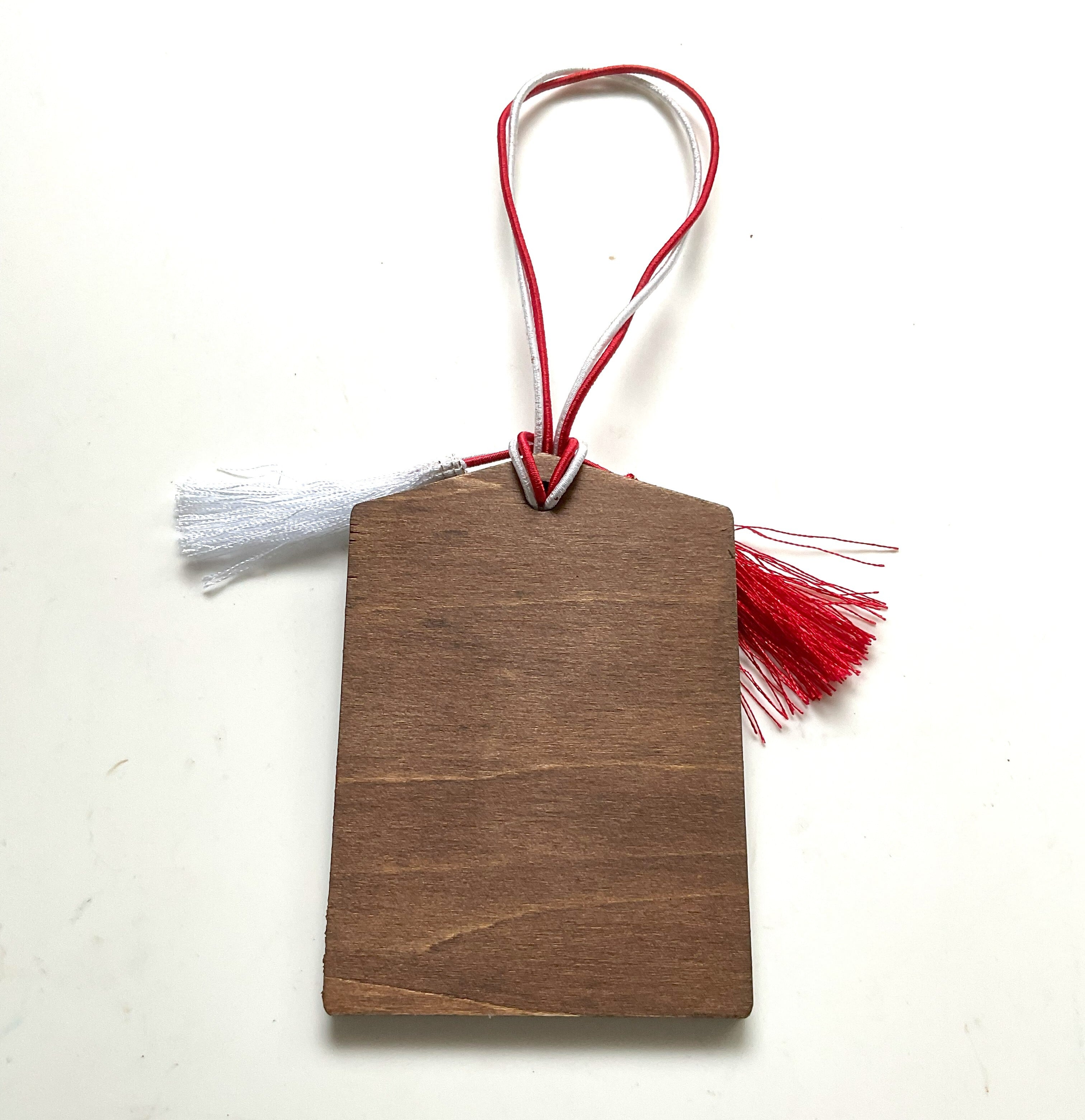 ペガサスの木製お守り【天馬行空】oakカラー 厚さ4mm | COLUMBOX