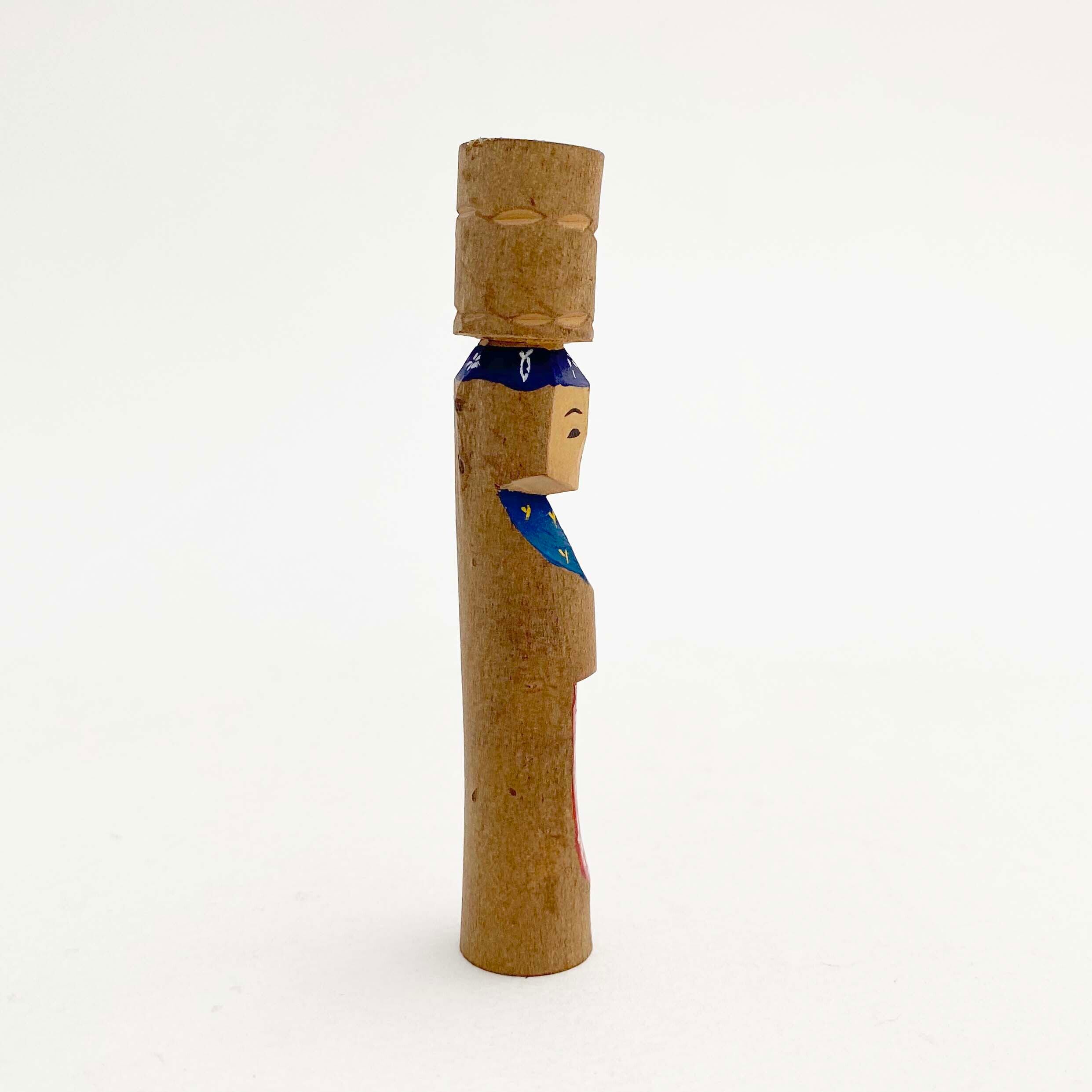 大島椿 あんこ人形　小（白い花）