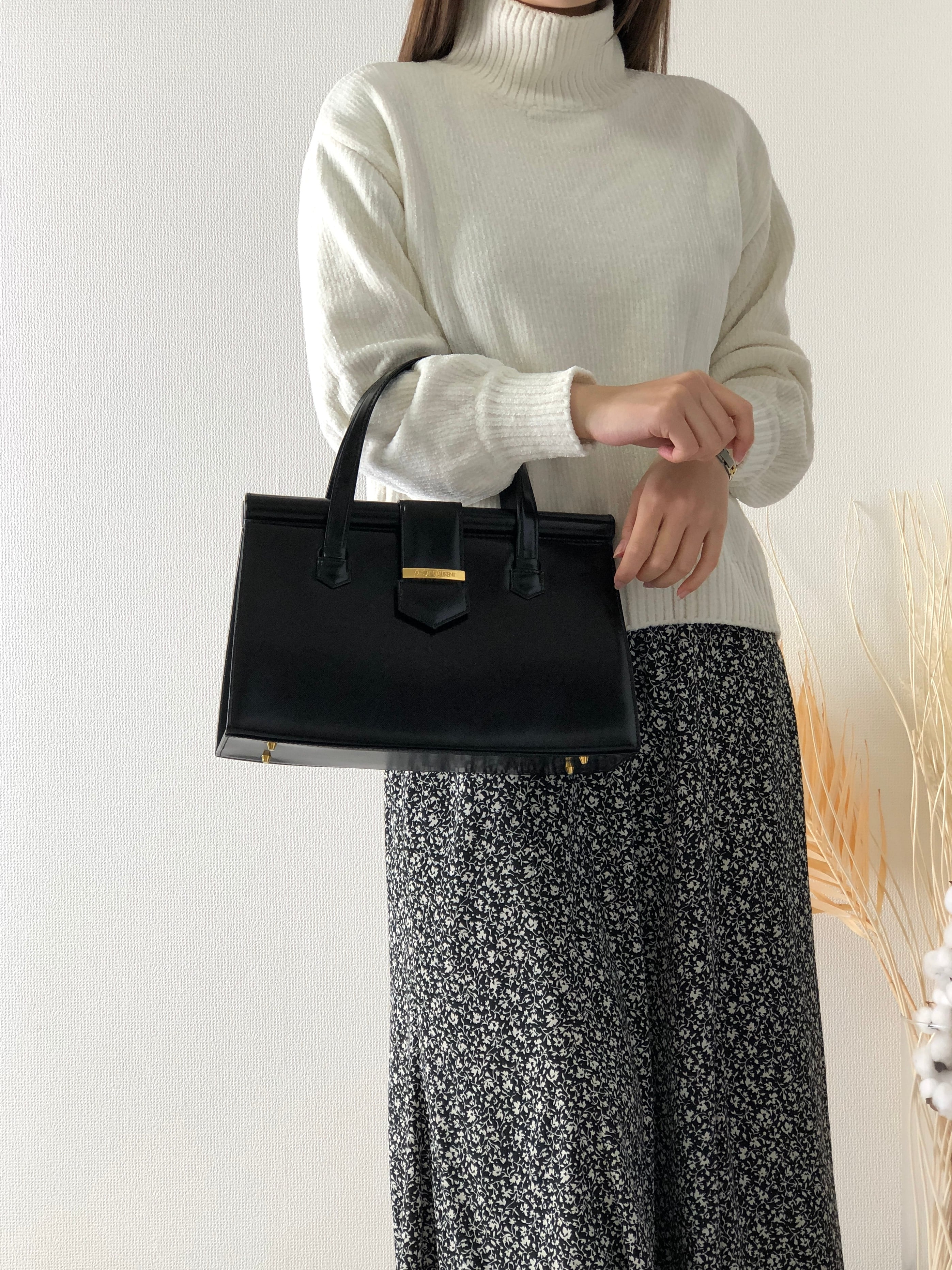 Yves Saint Laurent イヴ・サンローラン YSLロゴ レザー ハンドバッグ