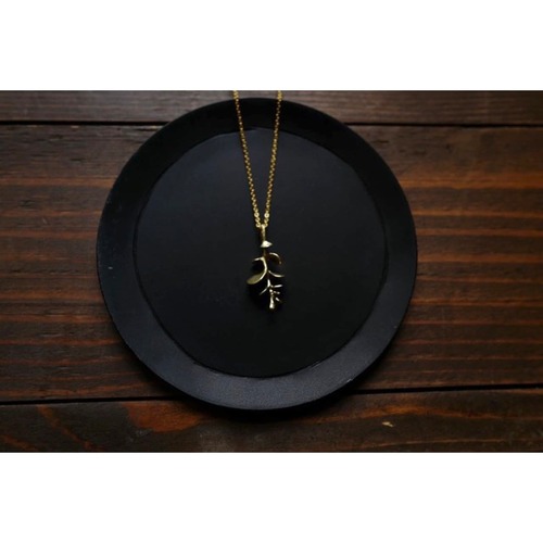 Nakamura Nazuki Accessory｜necklace ユーカリ（brass）