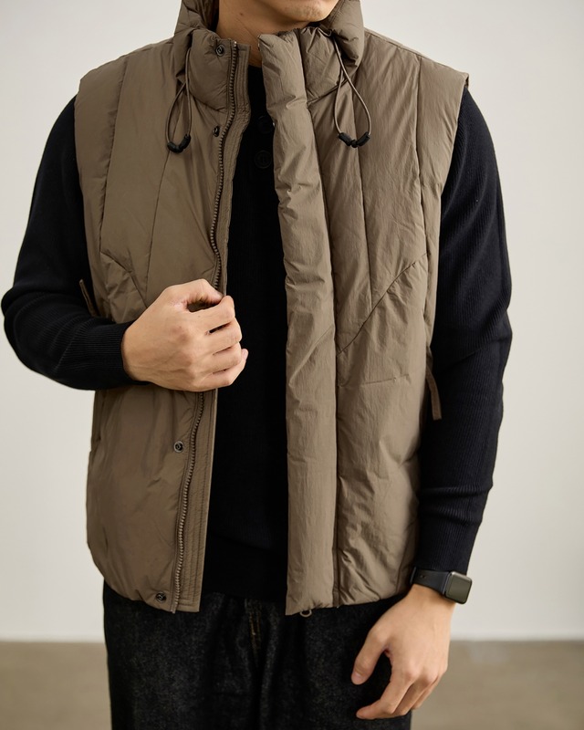 ジップアップ ダウンベスト 3色　A0109