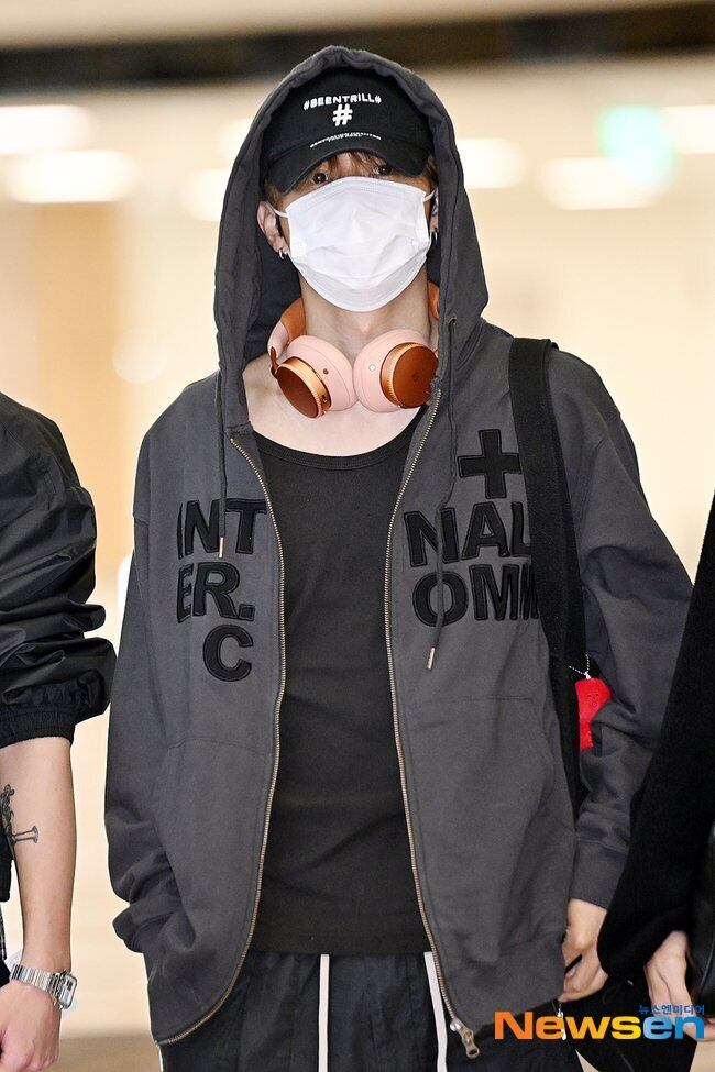 10/29 予約発送！☆THE BOYZ ソヌ 着用！！【THE COLDEST MOMENT】TCM