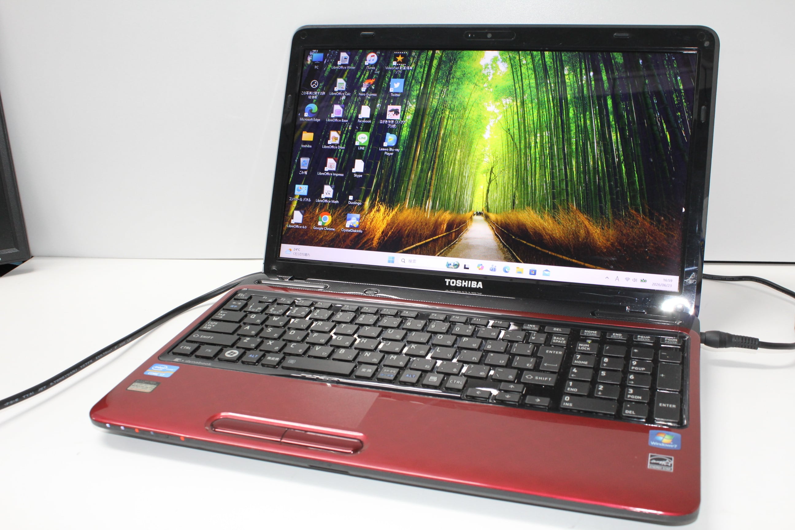 現状品/中古ノートPC】東芝〈dynabook P1-G7JP-BL〉第8世代Core i7
