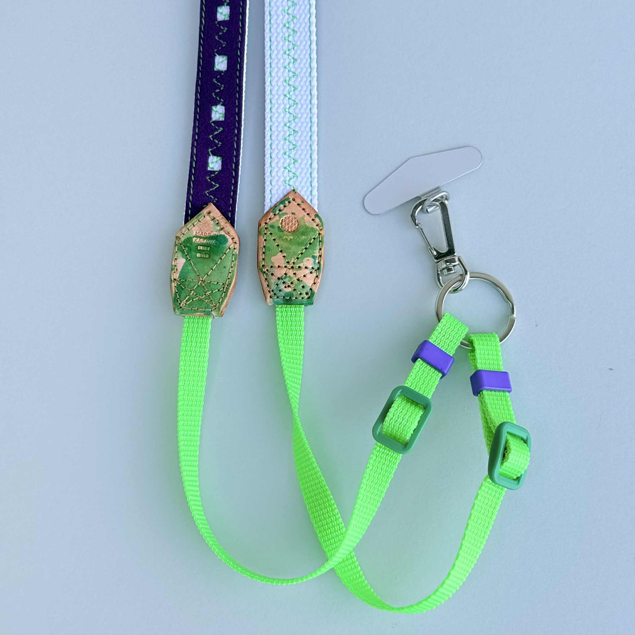 30mm幅カメラストラップライトグレー裏地山藍ずり革ベタ染 | Pay ID