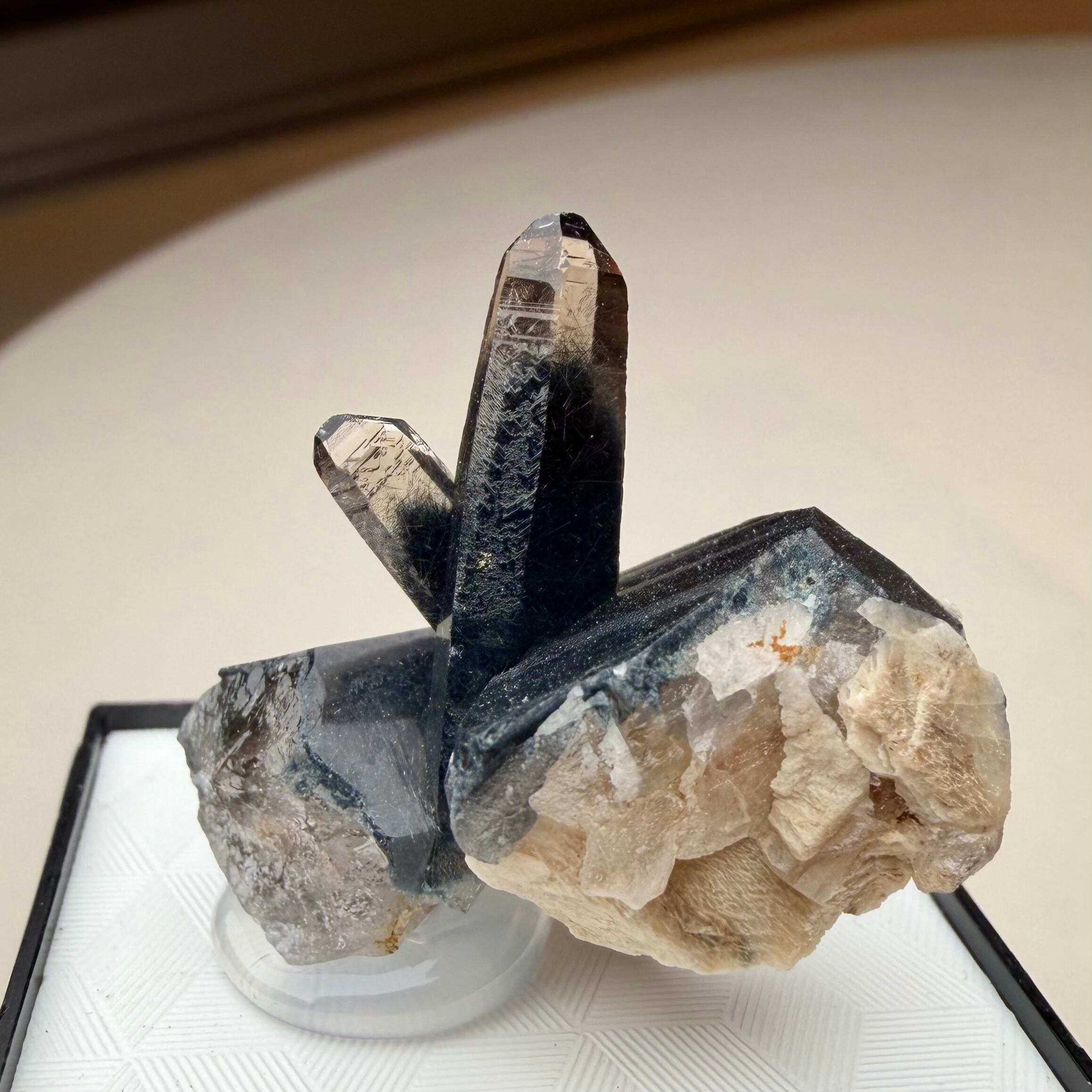 スモーキークォーツ 【Smoky Quartz】マラウイ共和国産 | PEANUTS MINERALS