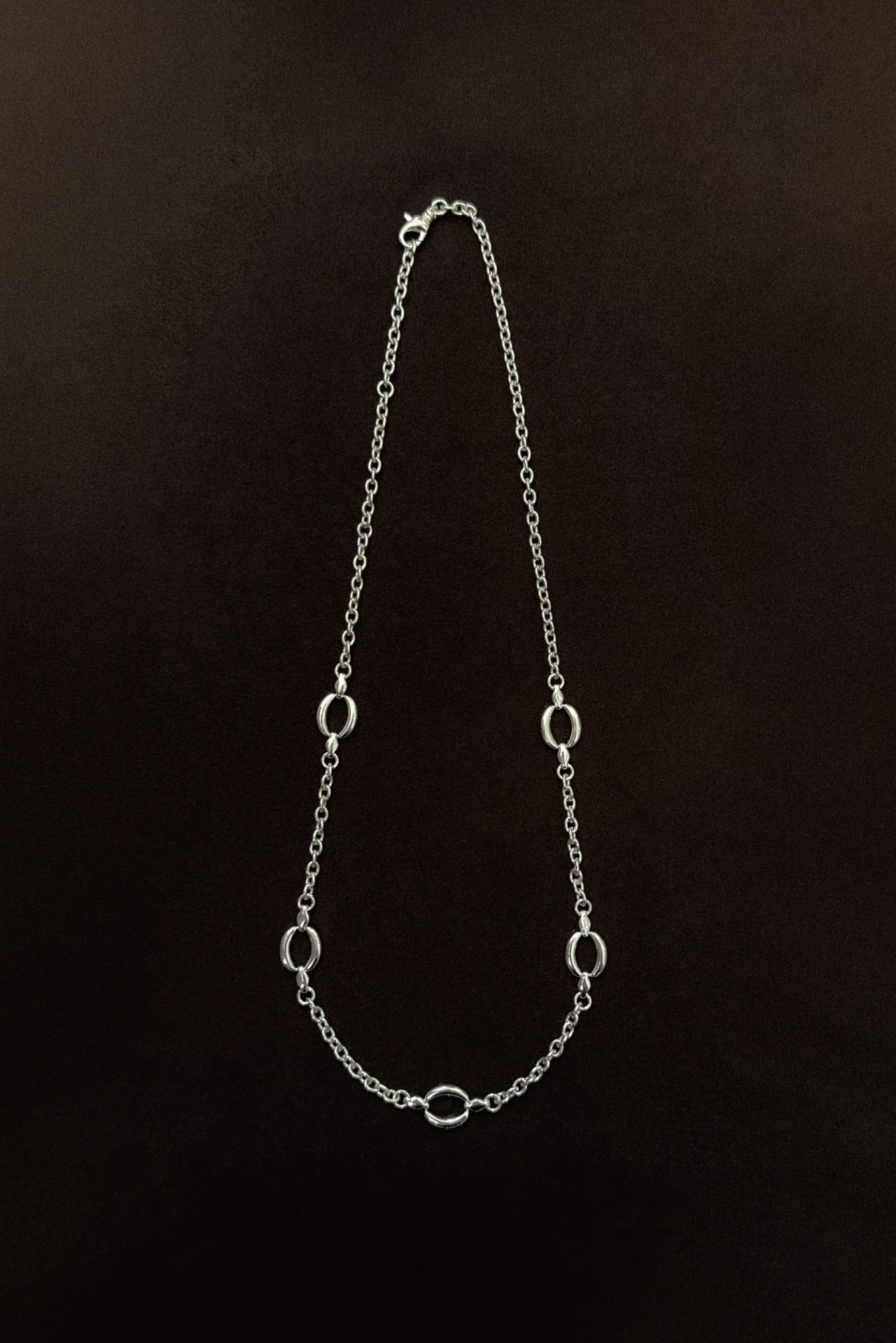 Fluid Station Chain Necklace "Alluré"