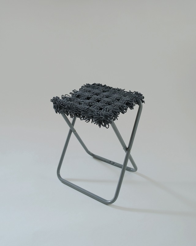 スツール｜灰｜織座す