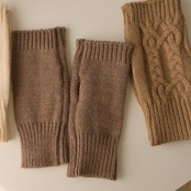 ［ fashion ］fingerless gloves