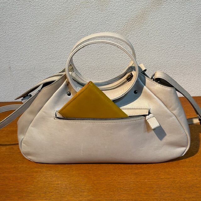 B.stuff　再入荷！「フラウ」新型ショルダーバッグ