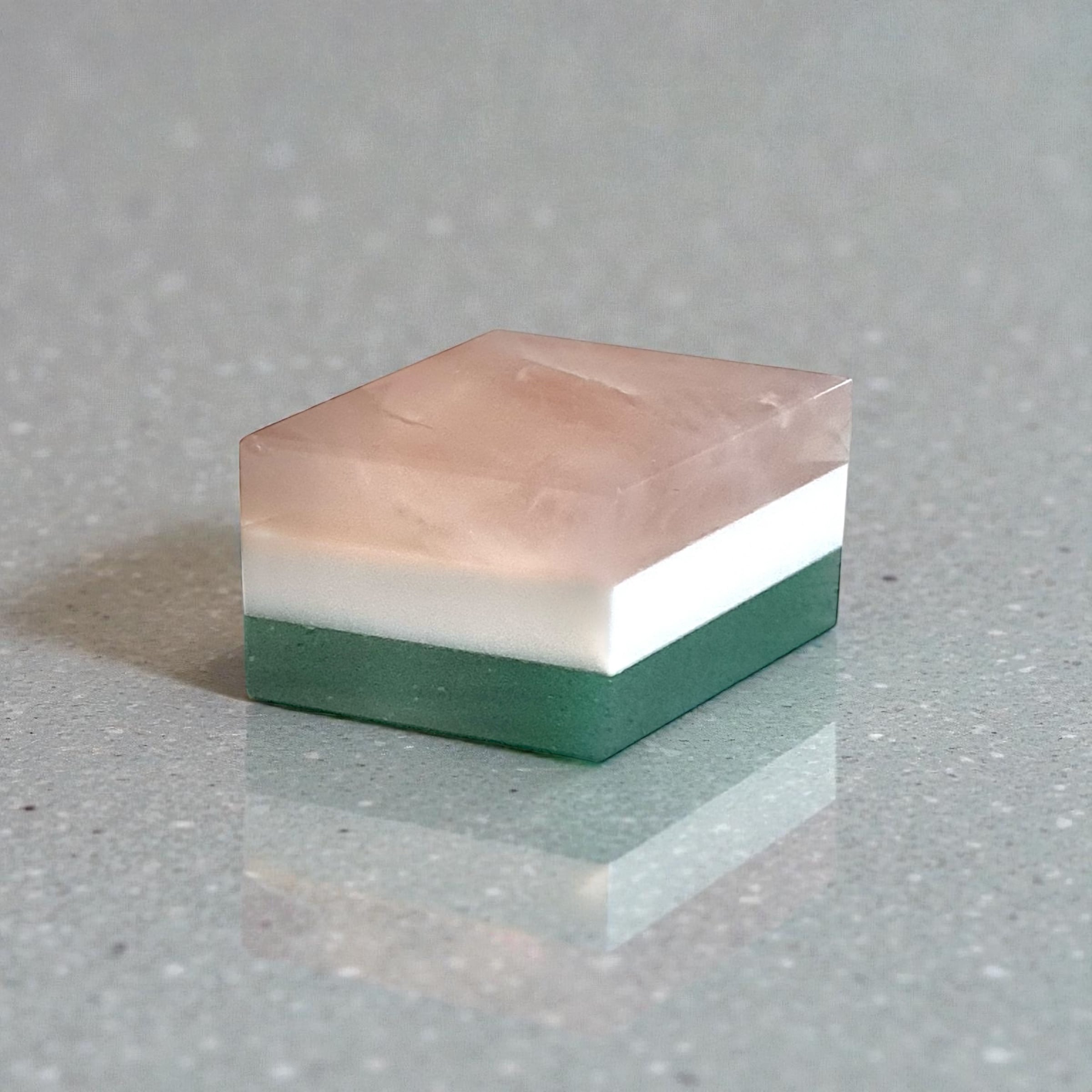 ♤STONE | 依田貴石