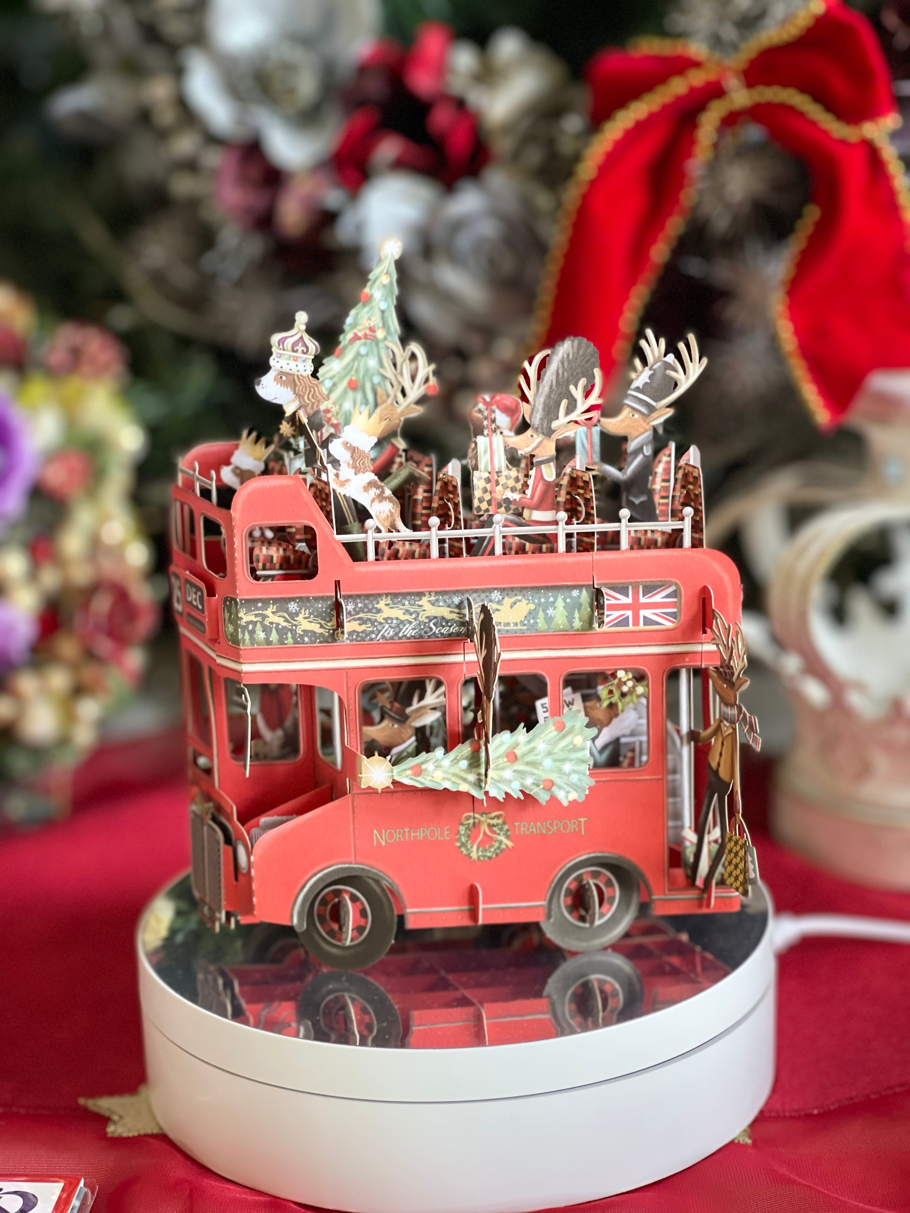 ◆Me&McQ◆クリスマス◆サンタの赤バス◆◆SANTA'S RED BUS◆立体3D◆クリスマスカード◆英国◆Paper D'Art◆