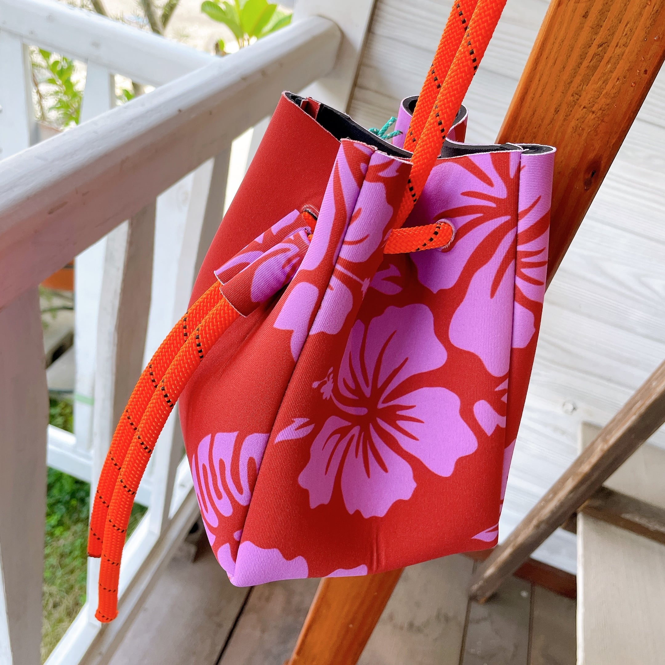 THE BUCKET POUCH BAG / Las Olitas Made in Hawaii | MAHALOKOBO