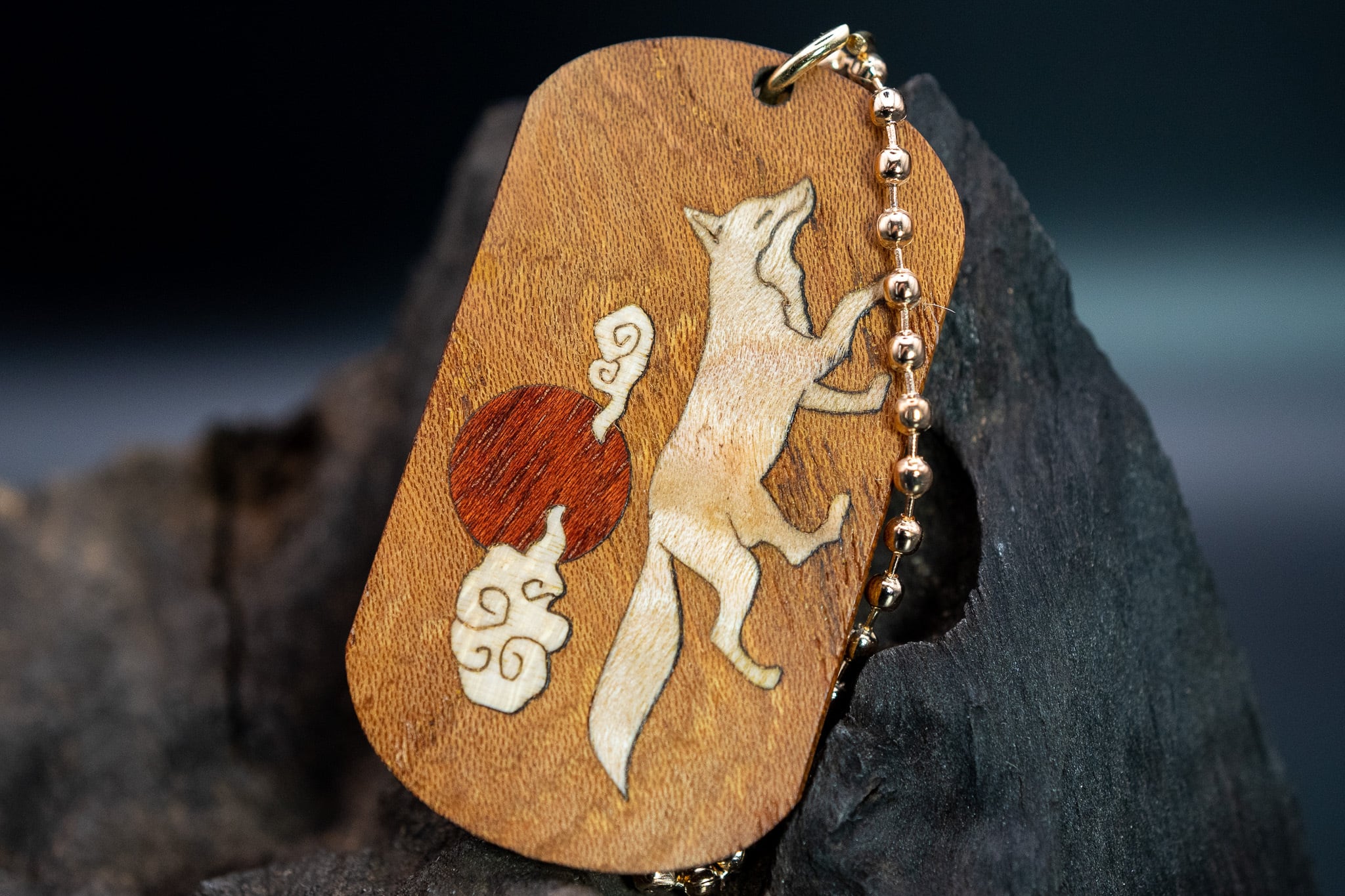 【日本を代表する巨木】欅(ケヤキ) ドッグタグ 象嵌 十五夜きつね