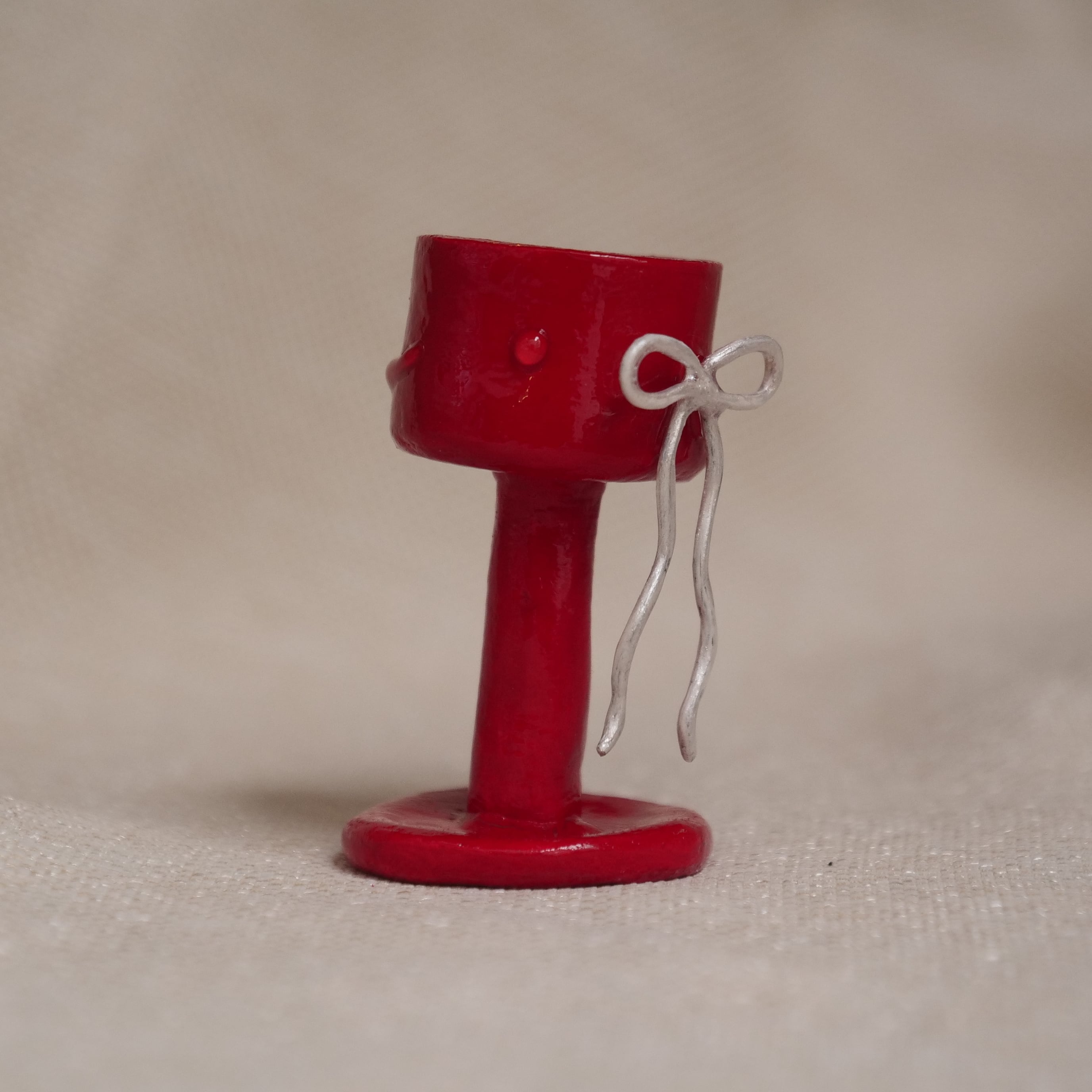 candle holder/red