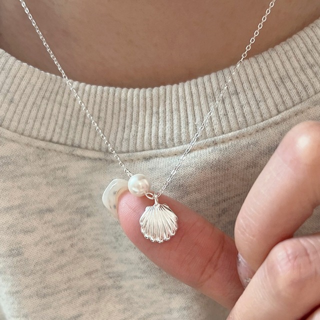 yione真珠貝のネックレス 2s