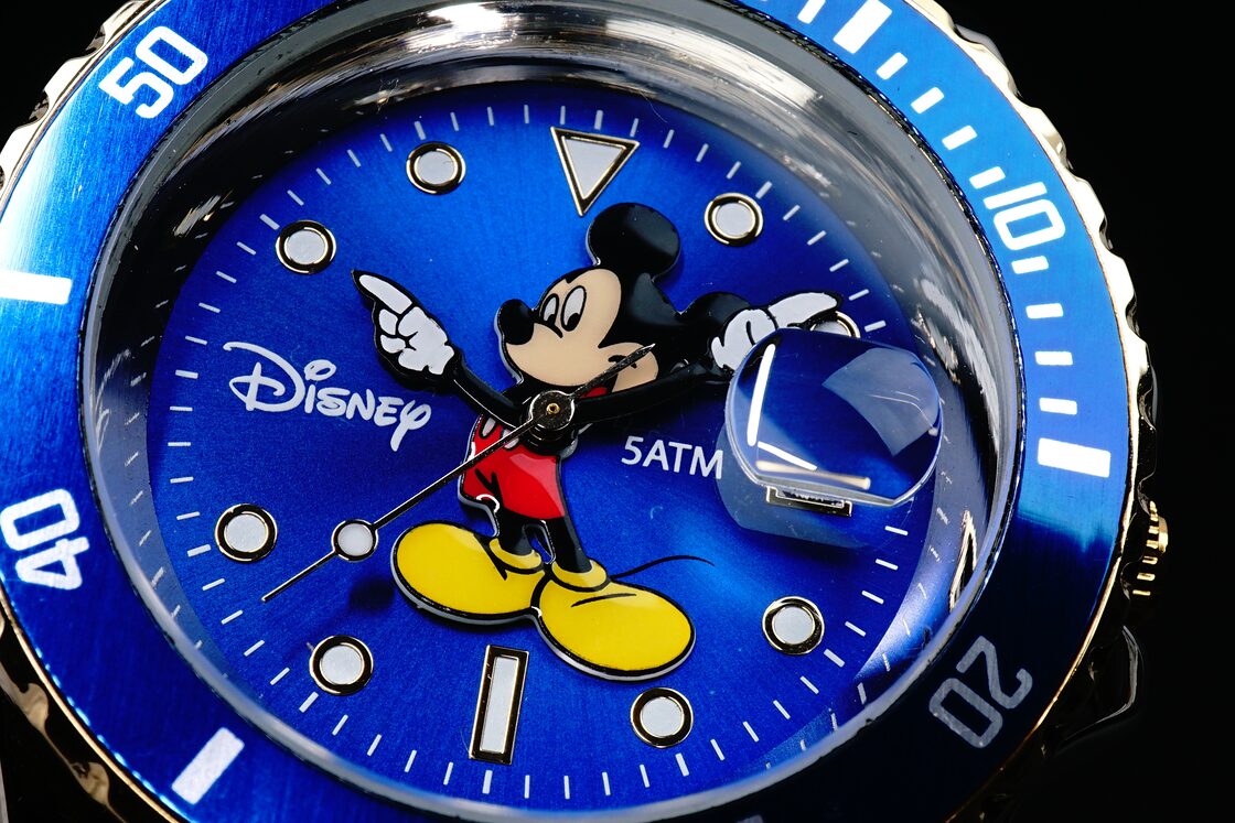ミッキーマウス 時計 ステンレススチール （楽天市場】世界限定836本 