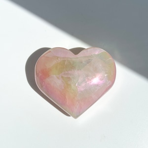 ♡エンジェルオーラローズクォーツ ハート03♡ Angel Aura Rose Quartz ♡天然石・鉱石・パワーストーン・インテリア